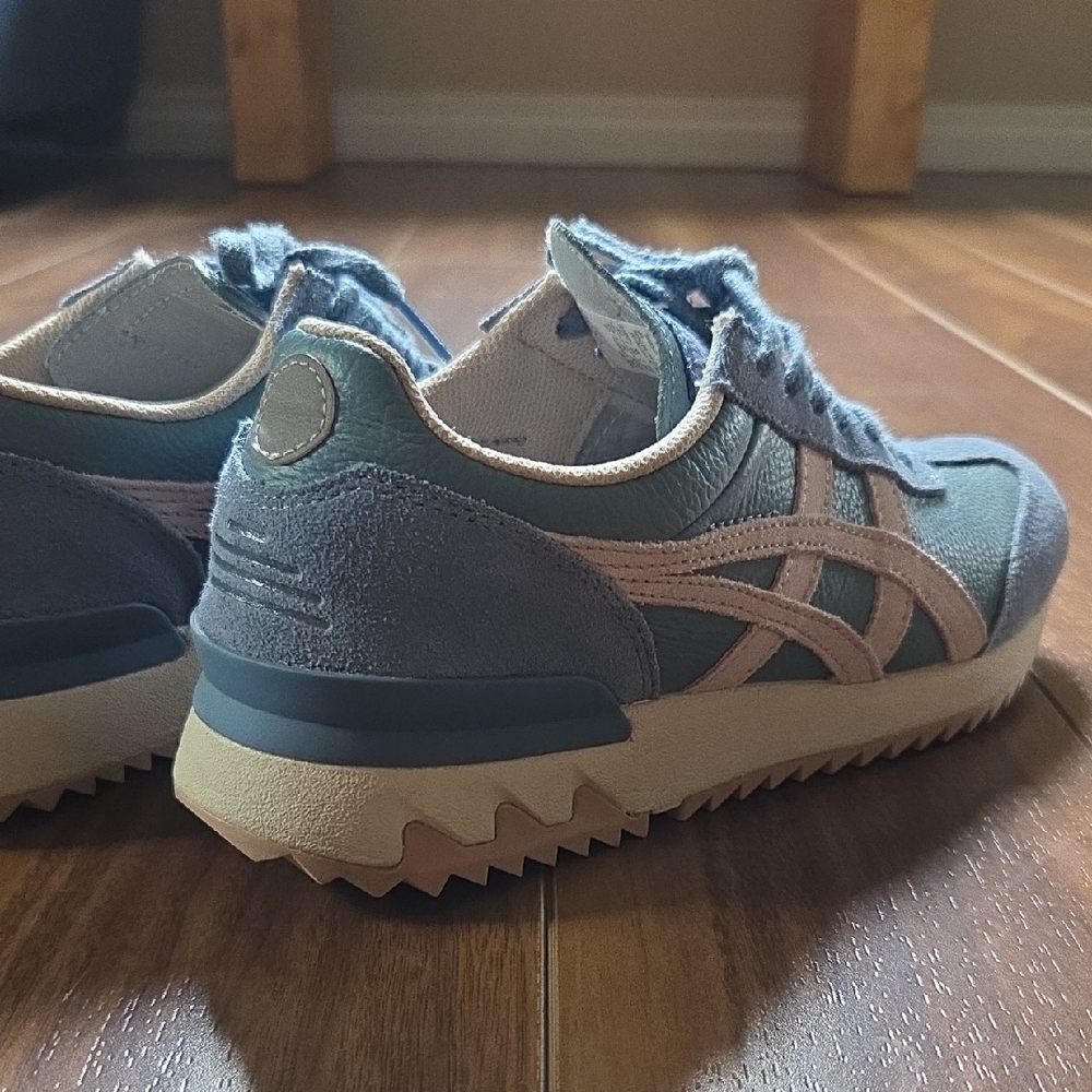 Onitsuka Tiger by Asics Blue and Pink Sneakers